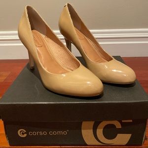 Beige Patent Leather DEL PUMP by Corso Como